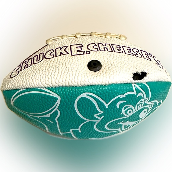 VTG 1990’s CHUCK E CHEESE’s FLAWED FOOTBALL PURPLE GREEN TEAL WHITE COLLECTIBLE - Picture 3 of 10